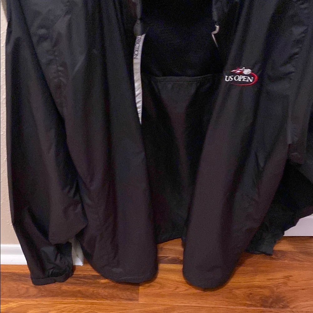 Black Jacket - Picture 4 of 5
